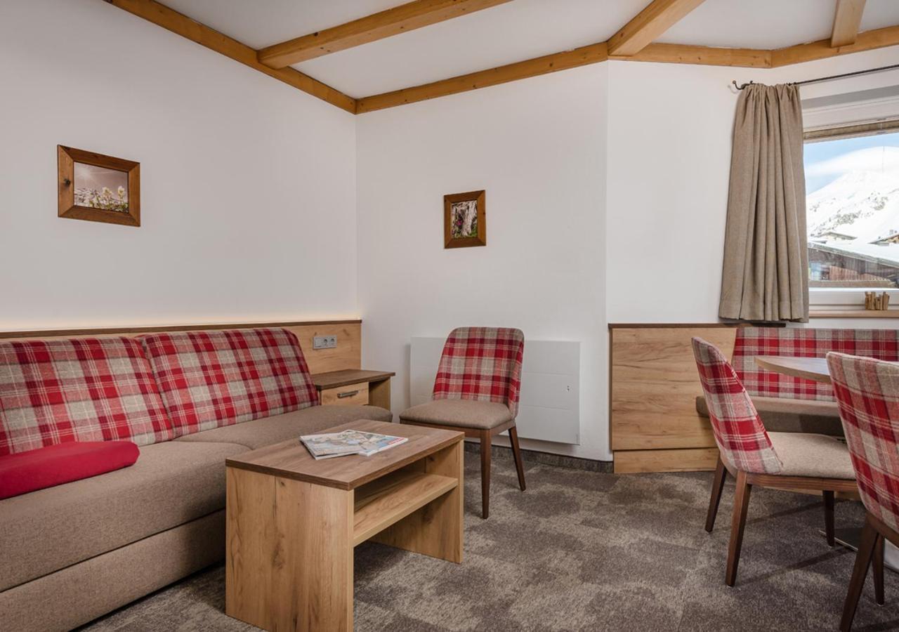 Apartments & Garni Alpenrose Obertauern Bagian luar foto